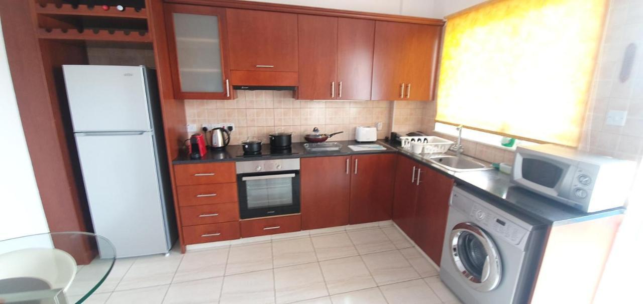 Vasilas Holiday Apartment #2 Larnaca Luaran gambar
